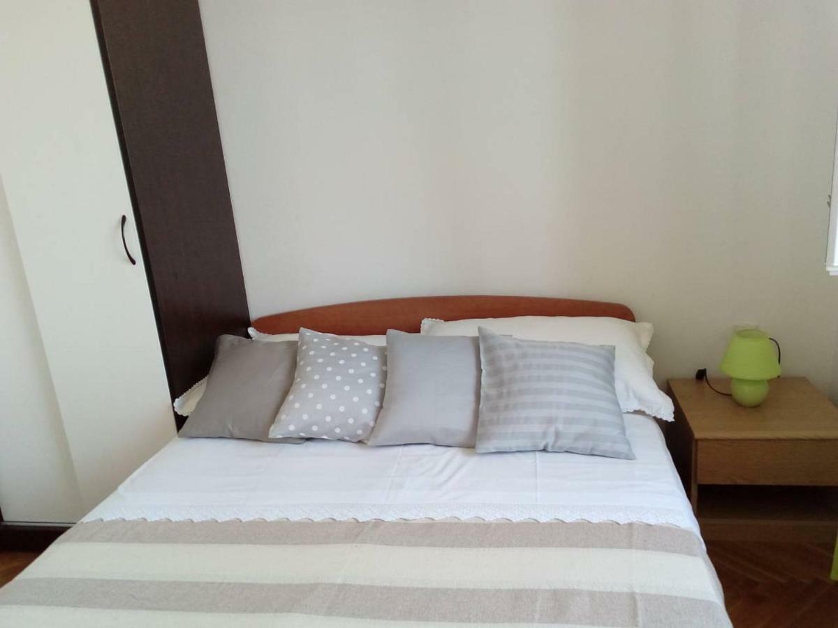 Apartment Dora 1 Jakisnica ルン エクステリア 写真